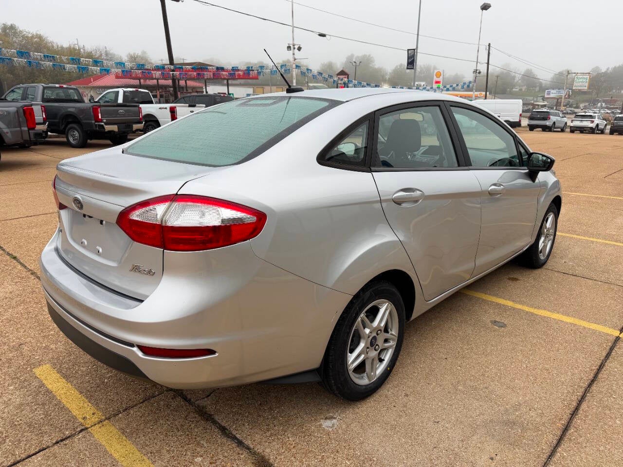 2018 Ford Fiesta SE 4dr Sedan