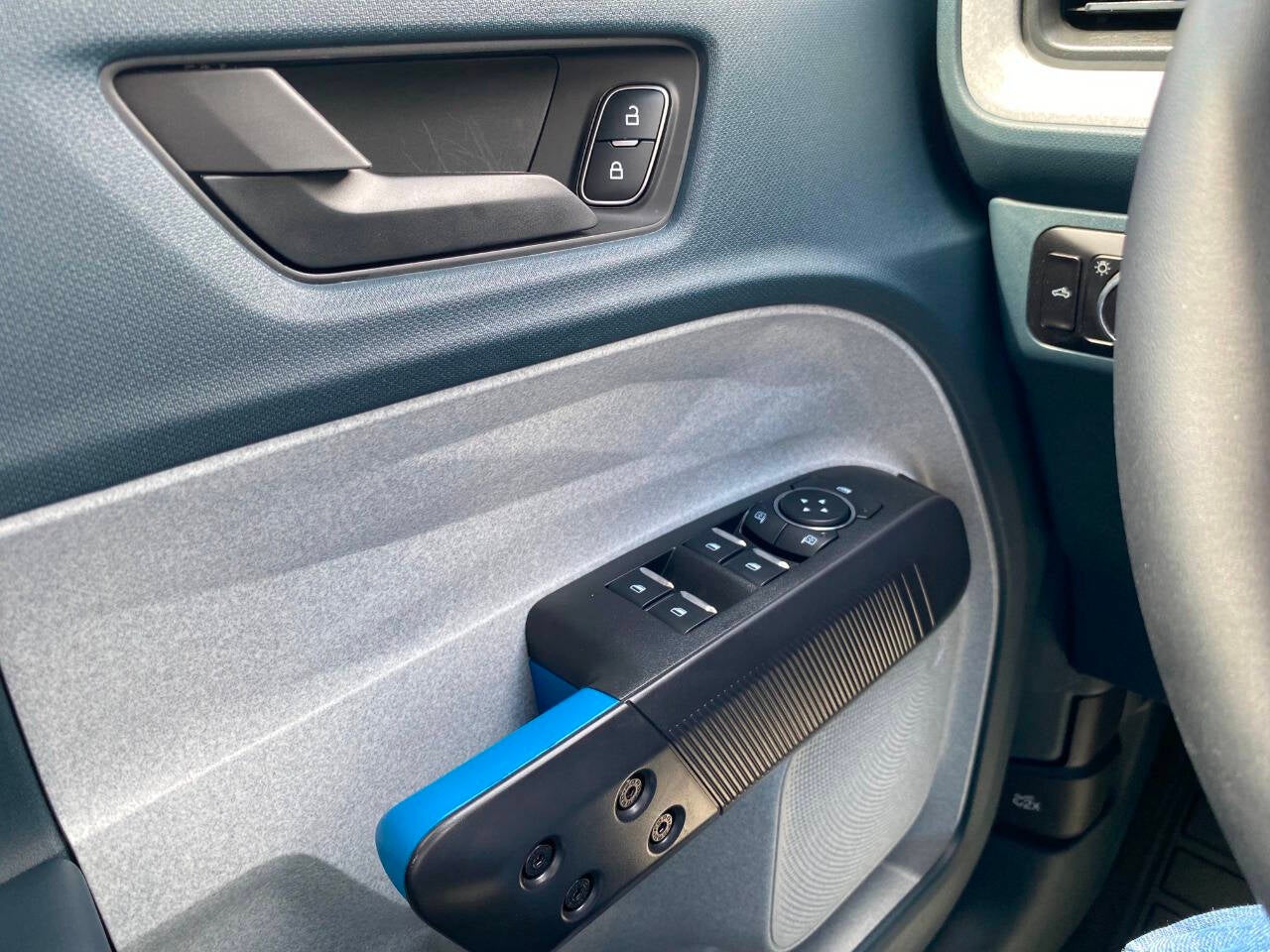 2025 Ford Maverick XLT AWD 4dr SuperCrew 4.5 ft. SB