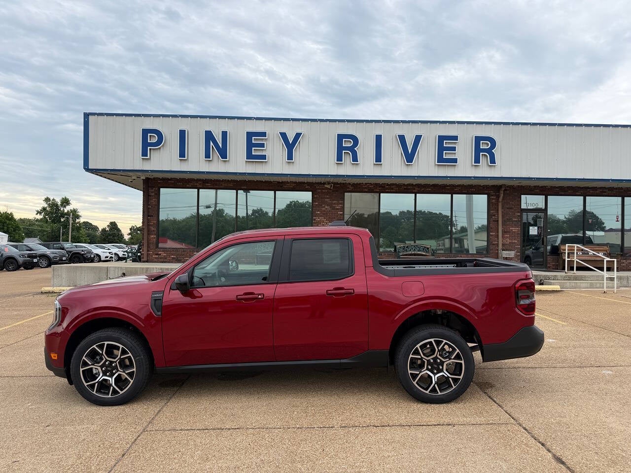 2026 Ford Maverick Lariat AWD 4dr SuperCrew 4.5 ft. SB