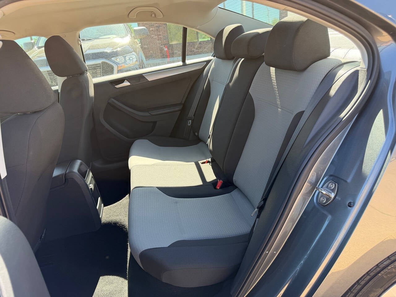 2017 Volkswagen Jetta 1.4T S 4dr Sedan 5M