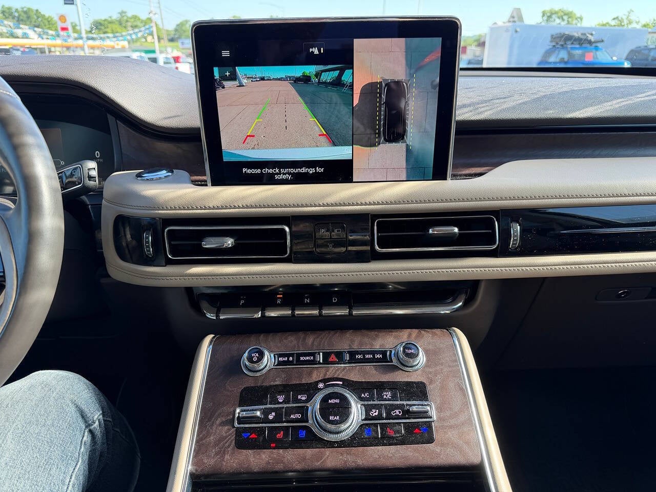 2022 Lincoln Aviator Reserve AWD 4dr SUV