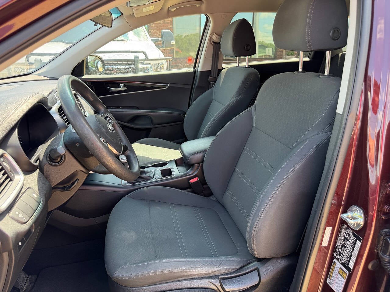 2020 Kia Sorento S V6 4dr SUV
