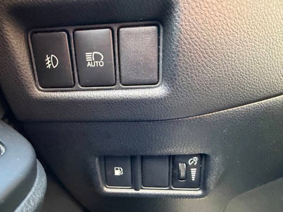 2018 Toyota C-HR XLE Premium 4dr Crossover