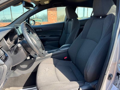 2018 Toyota C-HR XLE Premium 4dr Crossover