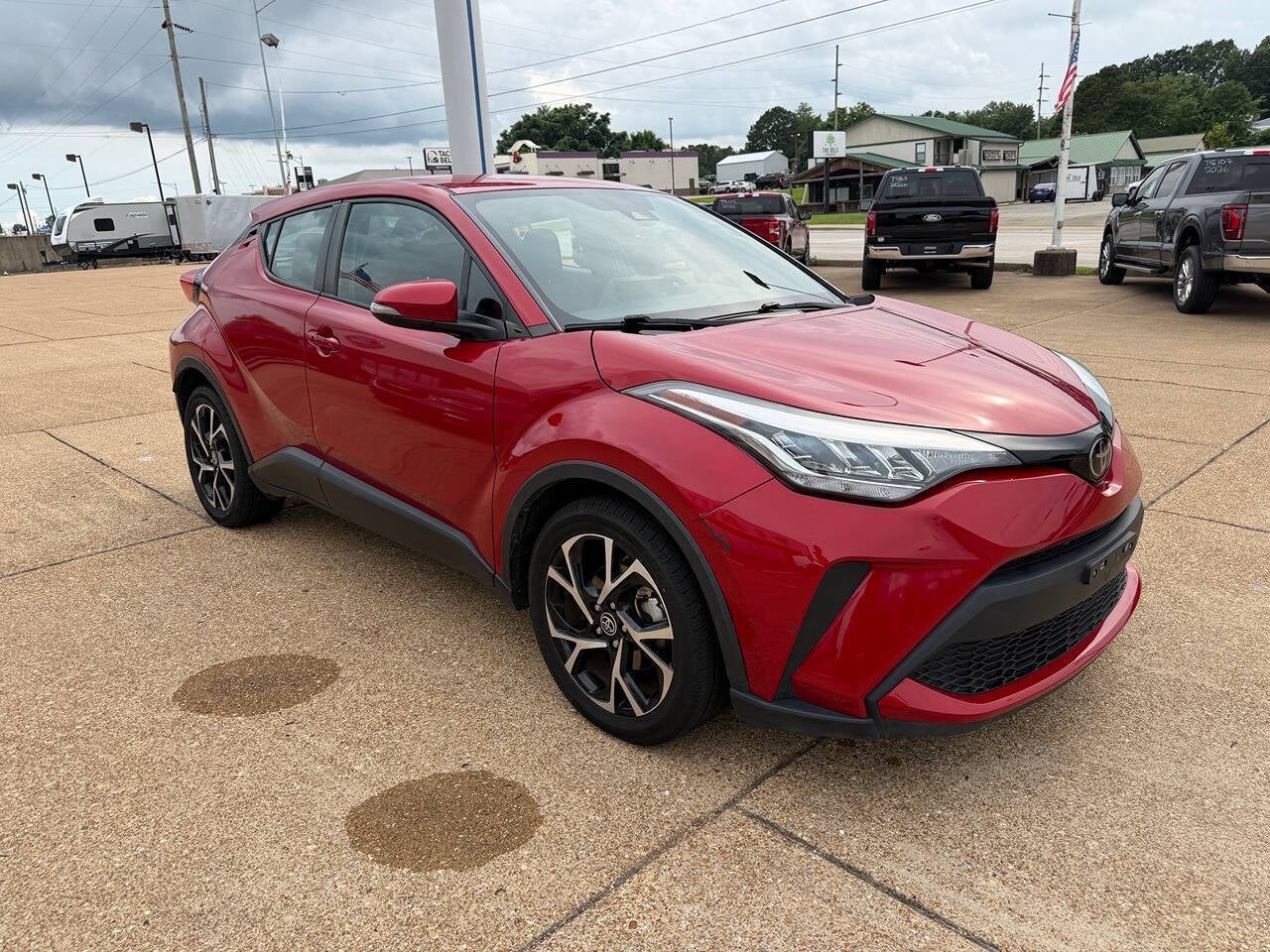 2022 Toyota C-HR XLE 4dr Crossover